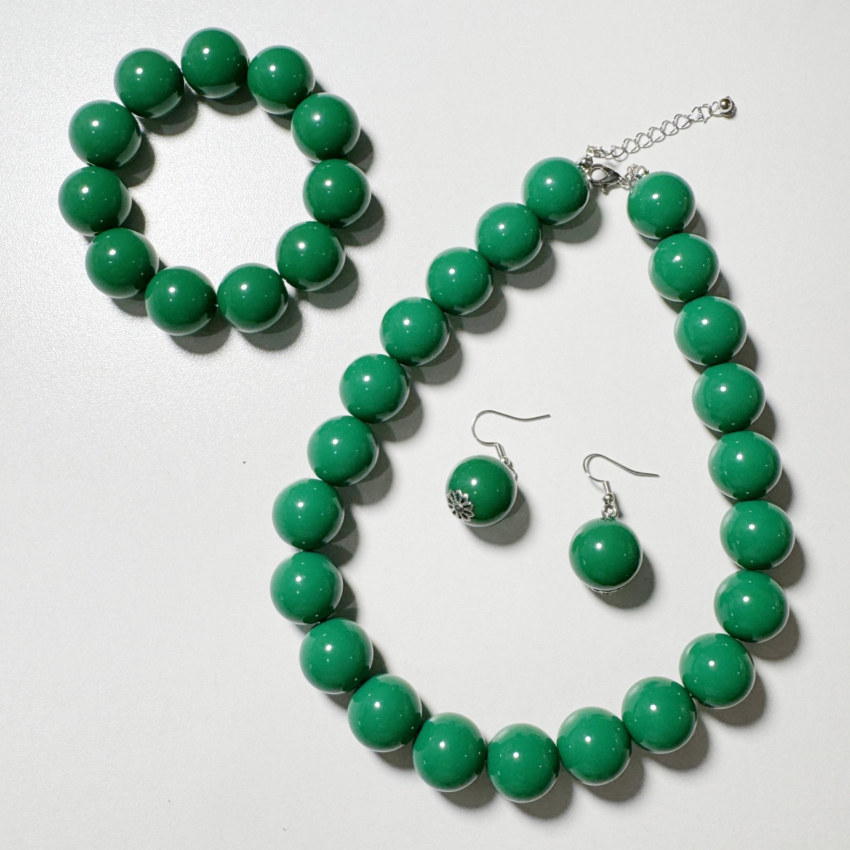 3pcs Bohemian Green Bead Pendant Necklace Bracelet Earrings Set